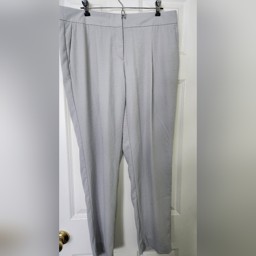 Halston Dove Gray Flat Front Straight Leg Dress‎ Pants Womens Size 8